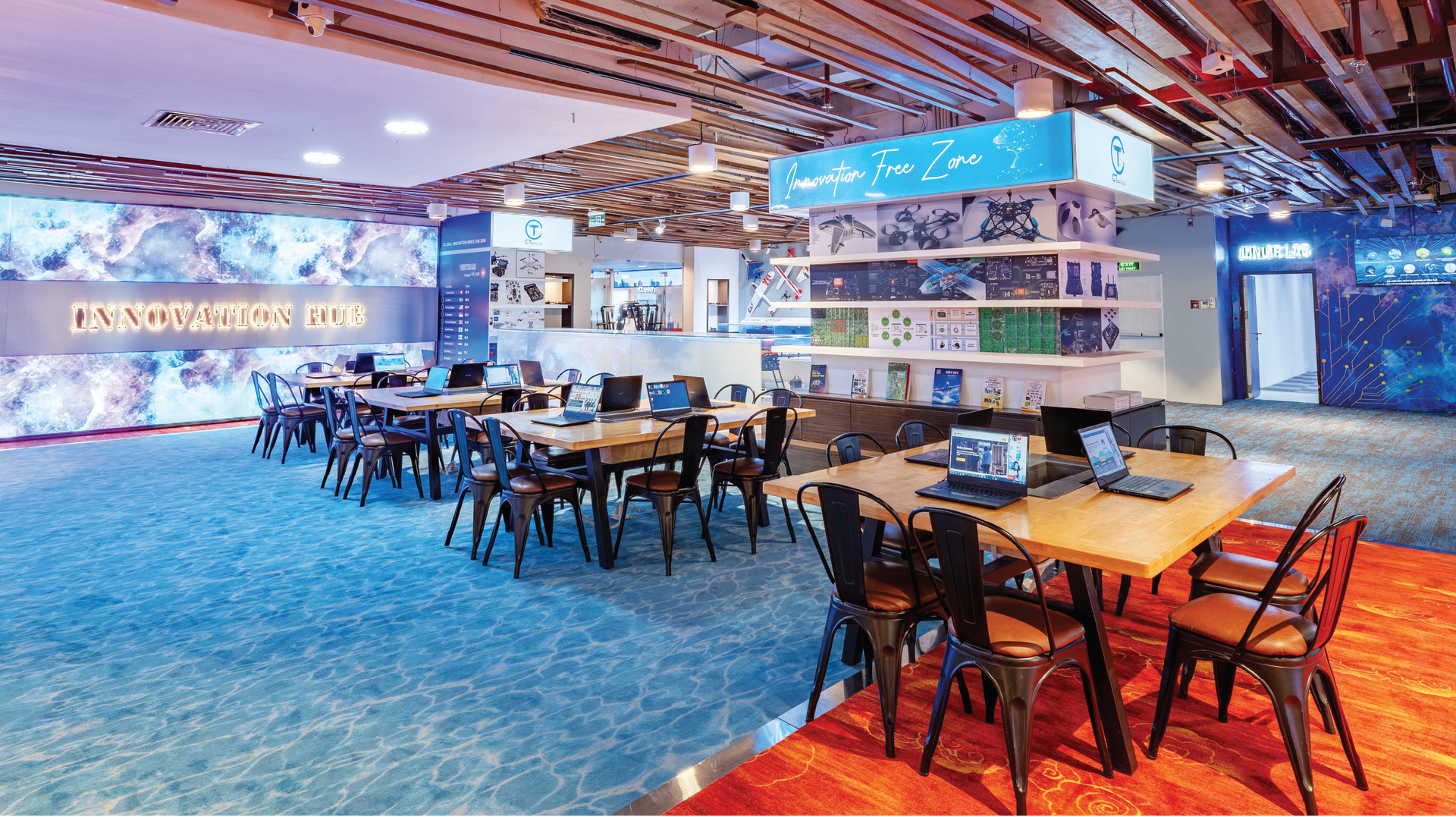 Trung tâm đổi mới sáng tạo